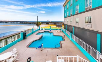 Holiday Inn Express & Suites Port Lavaca