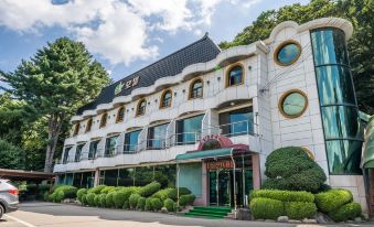 Yangpyeong Green Motel