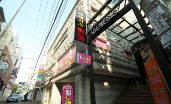 Jinju Genesis Business Hotel