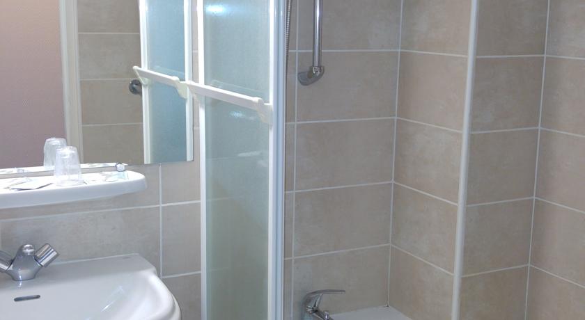 带海景的双人房