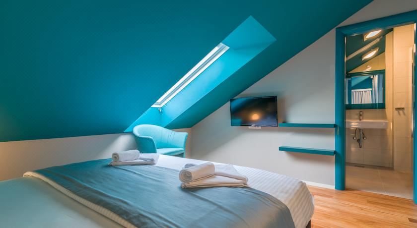 复式两卧室公寓 - 带露台和海景