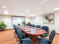 Super 8 by Wyndham Cornwall on Hotels in Cornwall