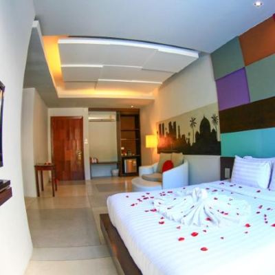 Chalay Deluxe Room with Jacuzzi