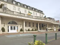 Bridge House Hotel, Leisure Club & Spa Hotels in Offaly