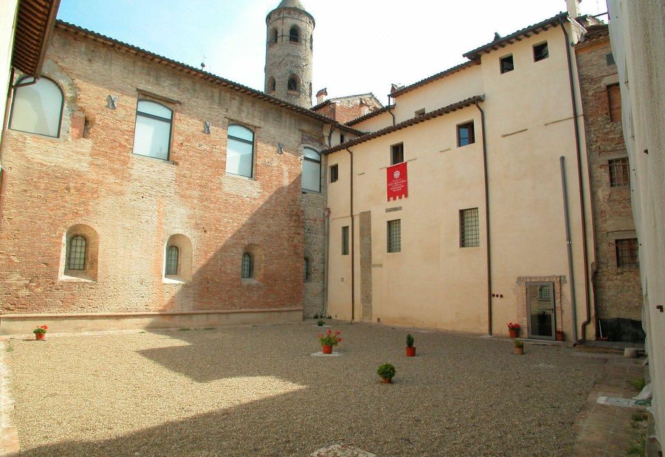 Residenza Antica Canonica - Housity