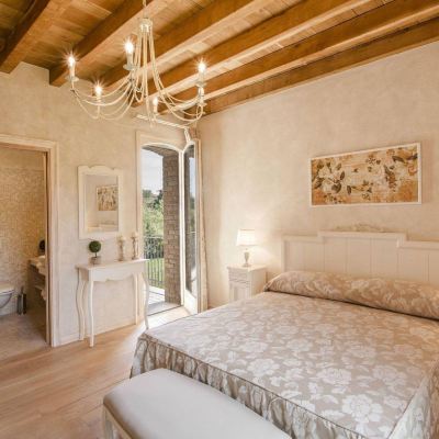 Superior Double Room Relais Mondotella Promo Code