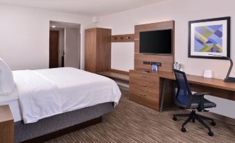 Holiday Inn Express & Suites Mesquite