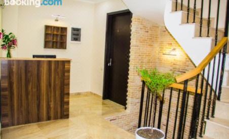 Hotel Dcorner - Housity