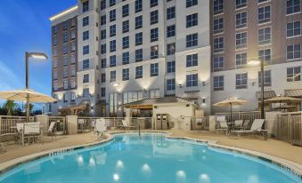 Staybridge Suites Florence - Center