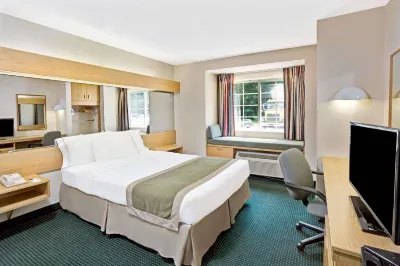Microtel Inn & Suites by Wyndham Raleigh Durham Airport Hotel di 