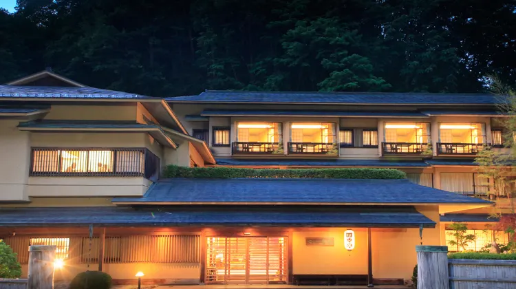 つなぎ温泉　四季亭 外観