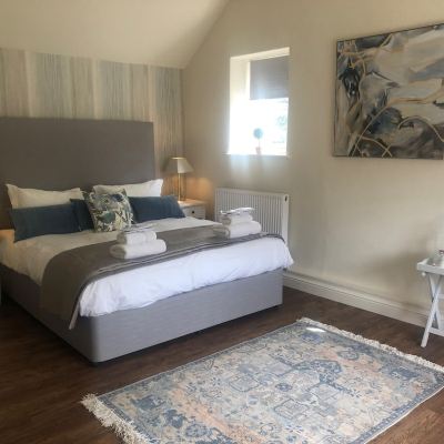 Deluxe King Room The Bear & Swan Promo Code