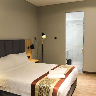 Bilik Queen Klasik Kupon Amigo Hotel Miri