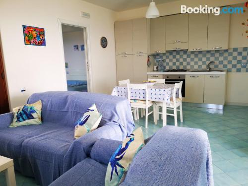 带海景的一卧室公寓