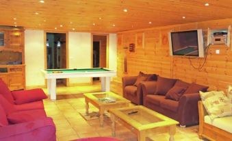 Spacious Chalet in Champagny-en-Vanoise Near Paradiski Ski Area