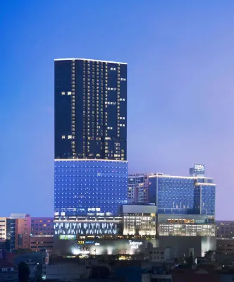 Four Points by Sheraton Surabaya, Tunjungan Plaza Hotels in 