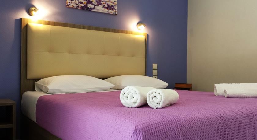 Petros Studios Valtos Deluxe Studio