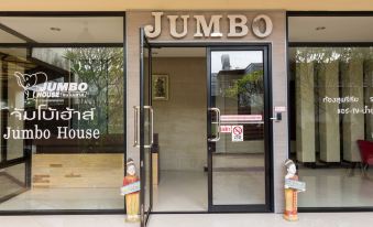 Jumbo House