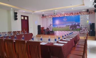 Phu Cuong Beach Hotel