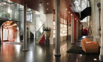 Kruisherenhotel Maastricht - Oostwegel Collection, Member of Design Hotels