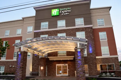 Holiday Inn Express & Suites ITHACA by IHG