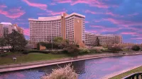 InterContinental Hotels KANSAS CITY AT THE PLAZA by IHG Hotels in 