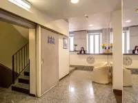 Albergo Firenze Hotels in Como