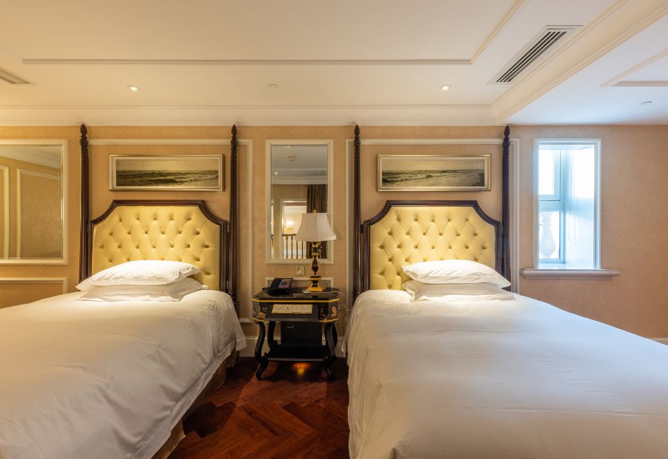 the Castle Hotel, A Luxury Collection HotelPremier Sea-View Three-Bedroom Duplex Apartment Suite 190