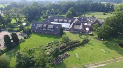 Landhuishotel de Bloemenbeek Hotele w: 
