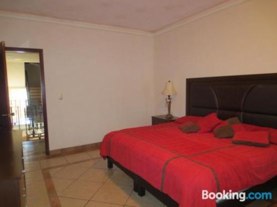 Casa Celia Hotel Restaurante Deluxe King Room