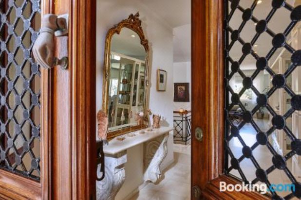 别墅（带独立泳池）