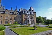 Domaine de Ronchinne Hotels in 