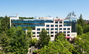 Crowne Plaza Portland-Lake Oswego