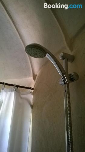 带湖景的双人间