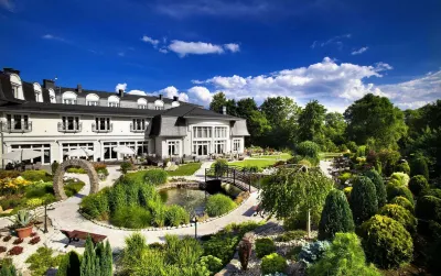 Rezydencja Luxury Hotel Bytom Piekary Śląskie Các khách sạn ở 