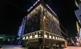 Chuncheon Hotel Papaya