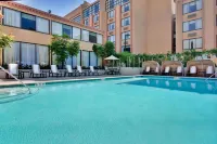 Holiday Inn & Suites ANAHEIM (1 BLK/DISNEYLAND®) by IHG