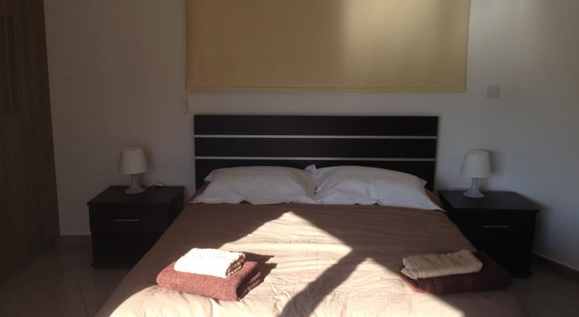 一卧室公寓（带阳台）