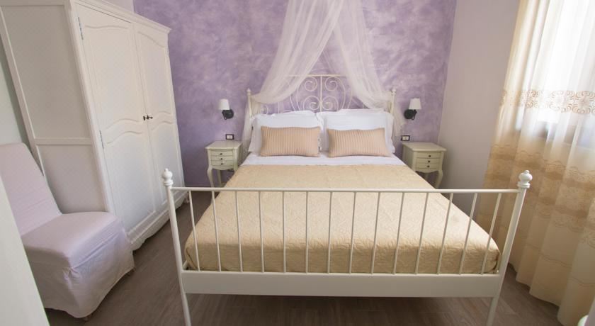 双人房（带独立浴室）