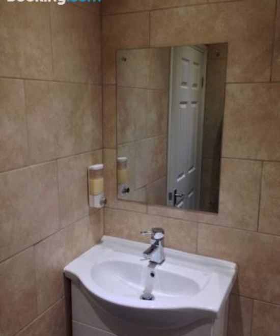 双人房（带独立浴室）