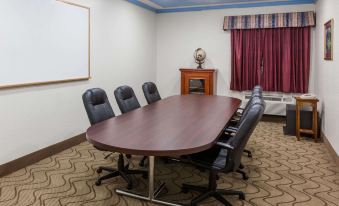 Captain Inn and Suites Seabrook-Kemah - Housity