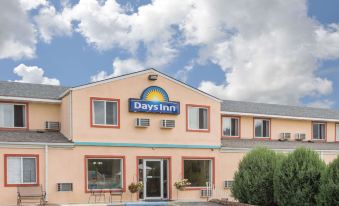 Days Inn by Wyndham Custer