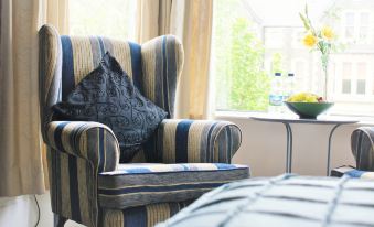 Dexby Town House - Housity