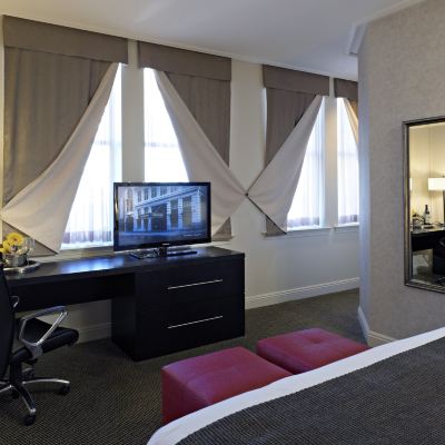 One-Bedroom King Suite Hu. Hotel Promo Code