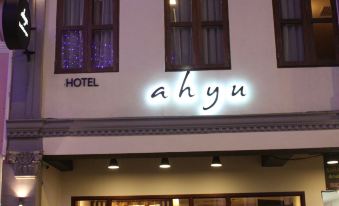 Ahyu Hotel