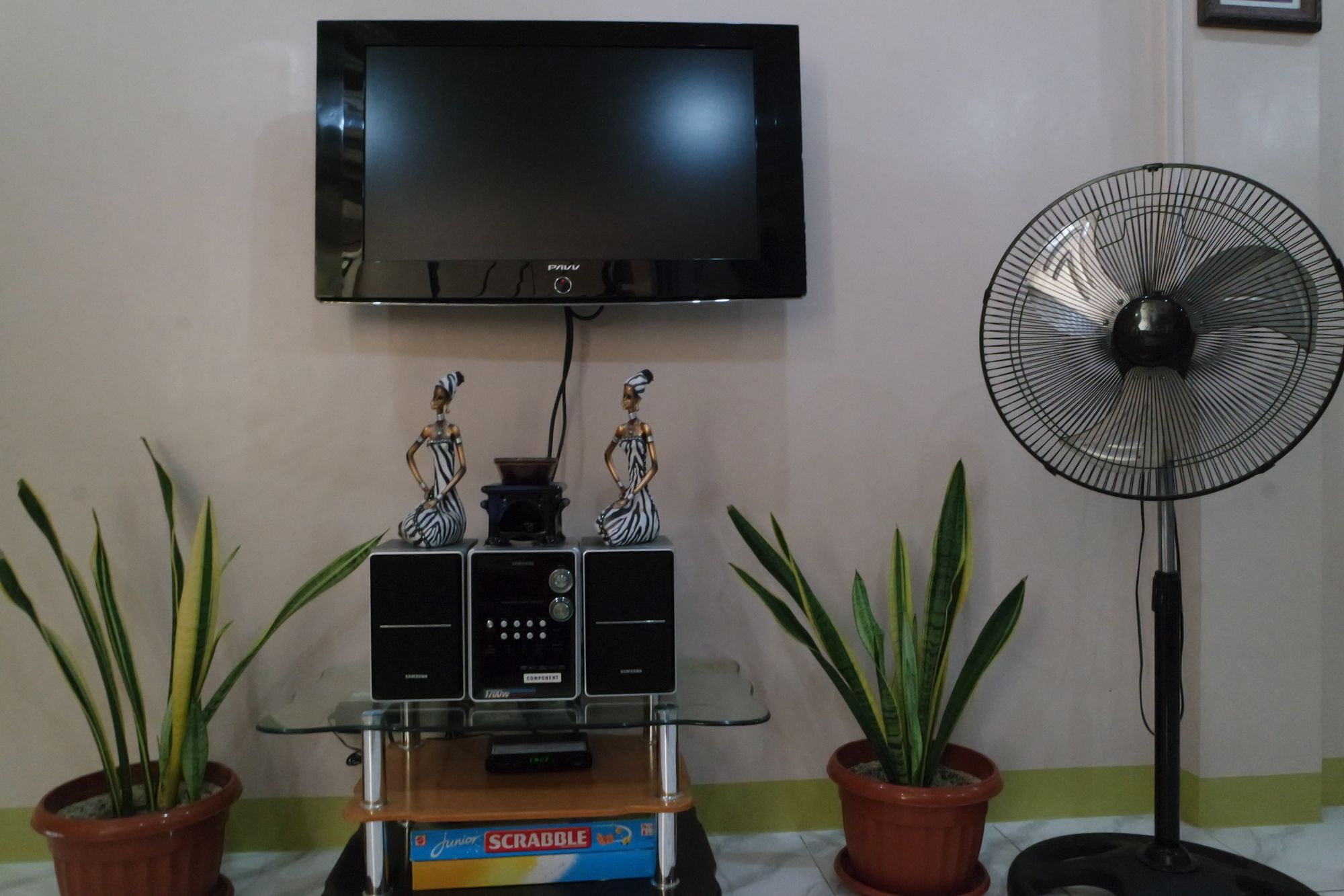 带阳台的两卧室公寓