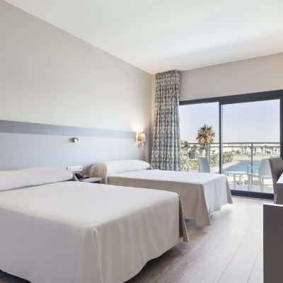 Standard Room (2 Adults + 1 Child) Hotel Best Costa Ballena Promo Code