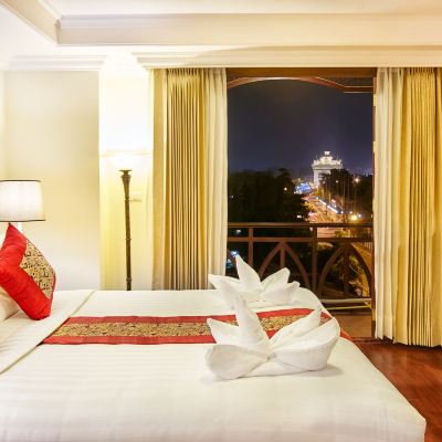 行政景觀套房 帕蘇克維恩錢特拉酒店優惠