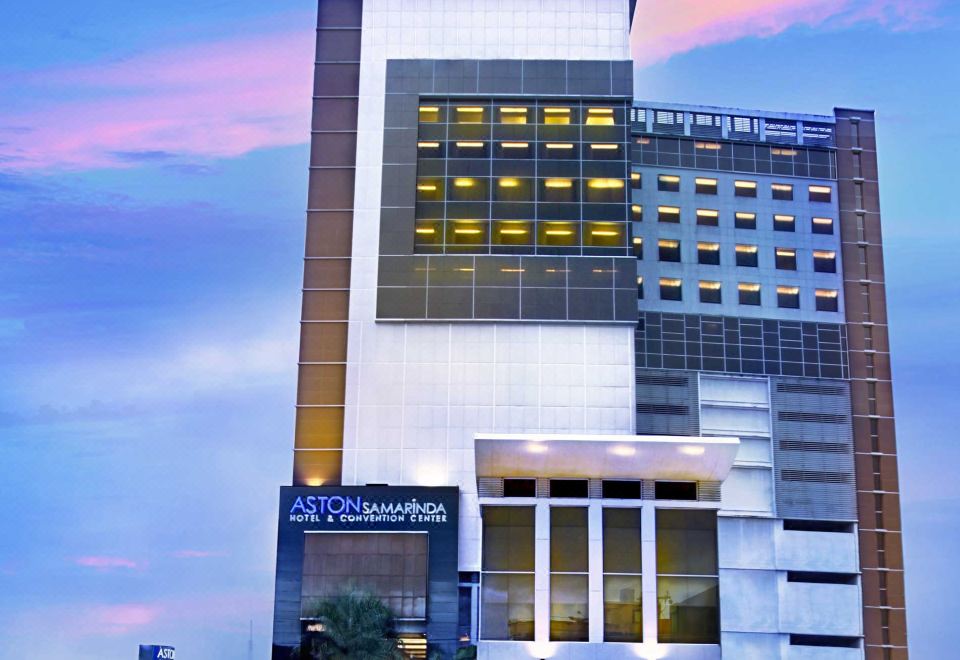 Aston Samarinda Hotel and Convention Center - Housity