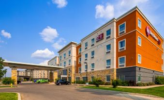 Best Western Plus Eastgate Inn  Suites